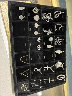 James Avery 
