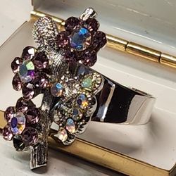 #2327, VICTIRIAN REVIVAL SIGNED TIARA MISU RING Sz 8, RHINESTONES