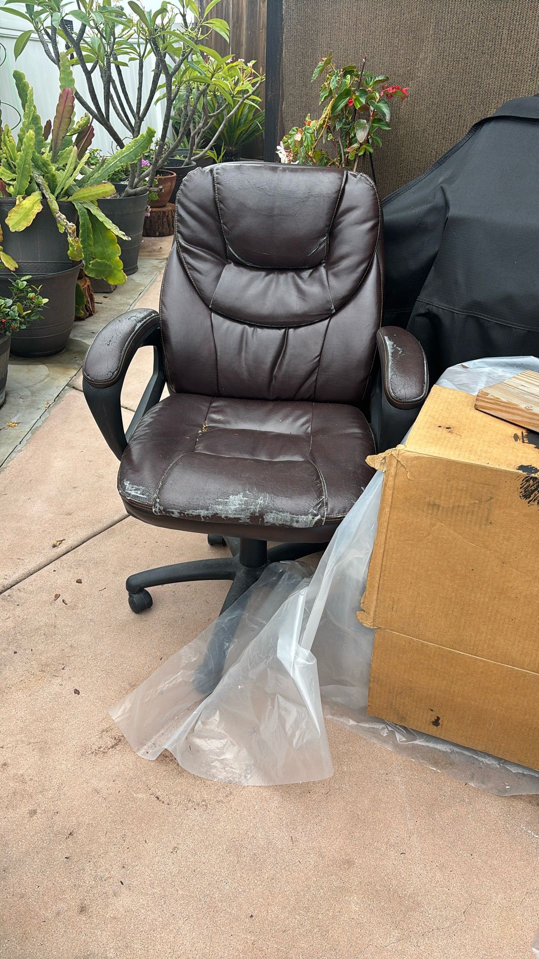 Office Chair Free