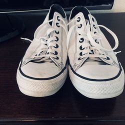 Men’s White Converse Shoes Size 10