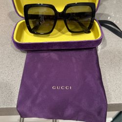 Authentic GUCCI Sunglasses 🕶️ 