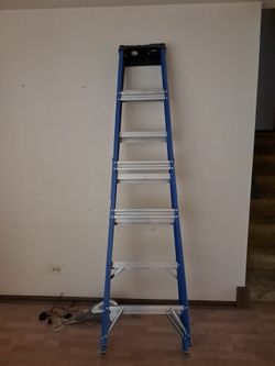 Louisville 7ft folding ladder