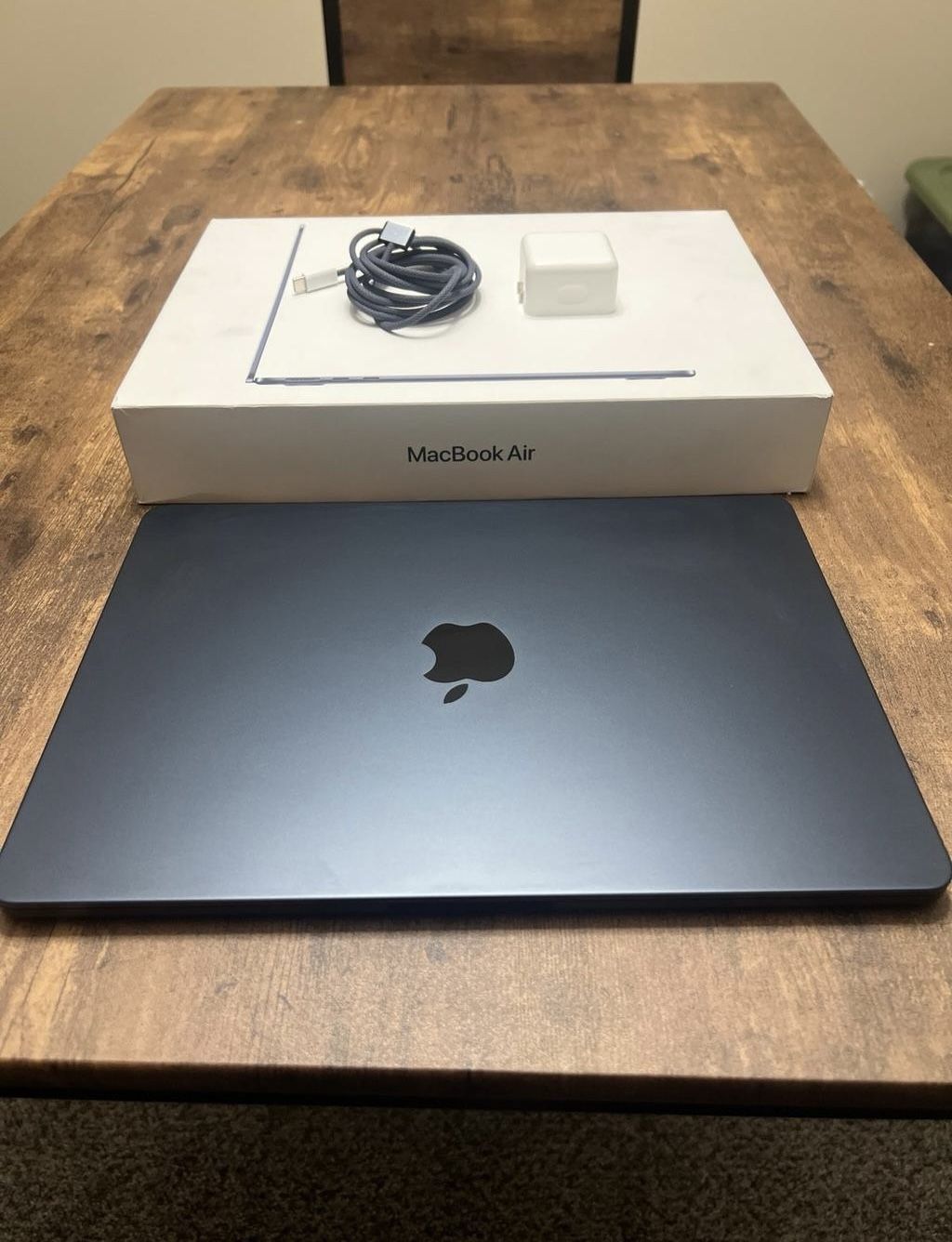 13” 2024 MacBook Air M3 24GB RAM 512GB Storage