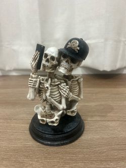 Skelton Halloween couple $15 OBO