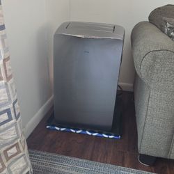 LG PORTABLE AIR CONDITION