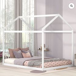 Queen size wood house bed