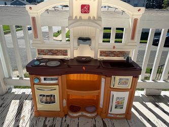 Step2 Just Like Home Play Kitchen