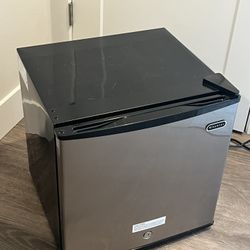 Mini Upright Freezer 