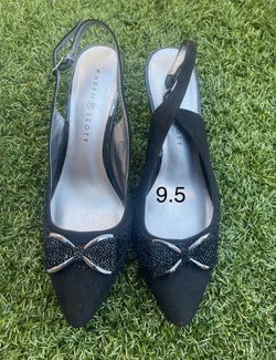 Karen Scott New Shoes Sz 9.5
