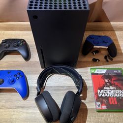 Xbox Series X With 2 Controllers 1 Elite Controller A Steelseries Arctics X9 Headset And MW3