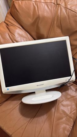 Sharp LCD TV for retro gaming and general entertainment