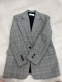 * SALE AS IS* LIKE NEW ARITZIA LONG COAT
