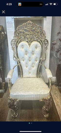 European Antique Style Chairs 