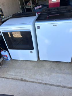 Whirlpool washer & dryer set
