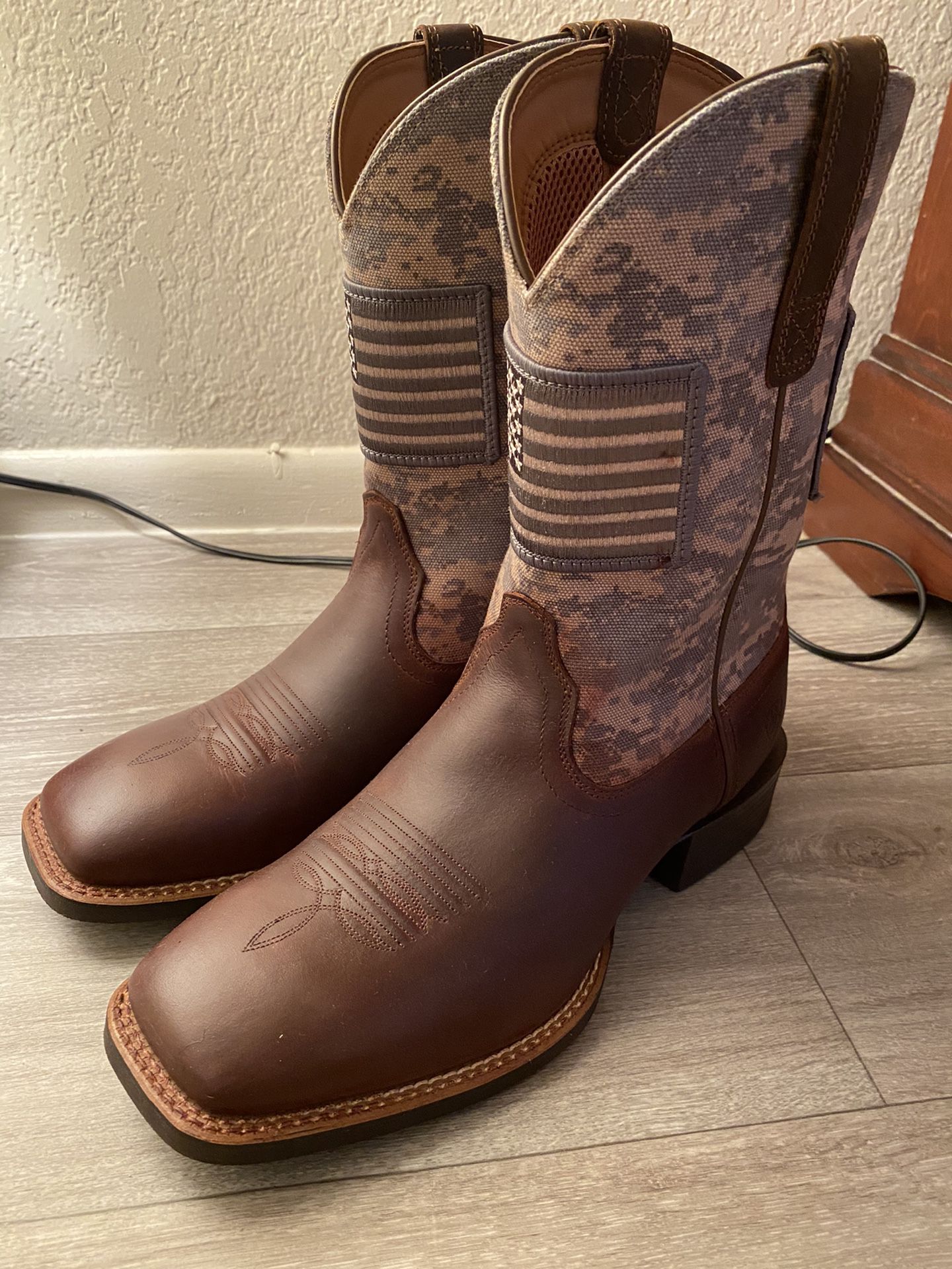 Practically new Ariat Boots