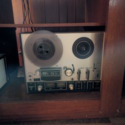 Akai 4000DS MK2 1970s - wood