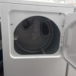 Lavadora Y Secadora (washer and dryer)