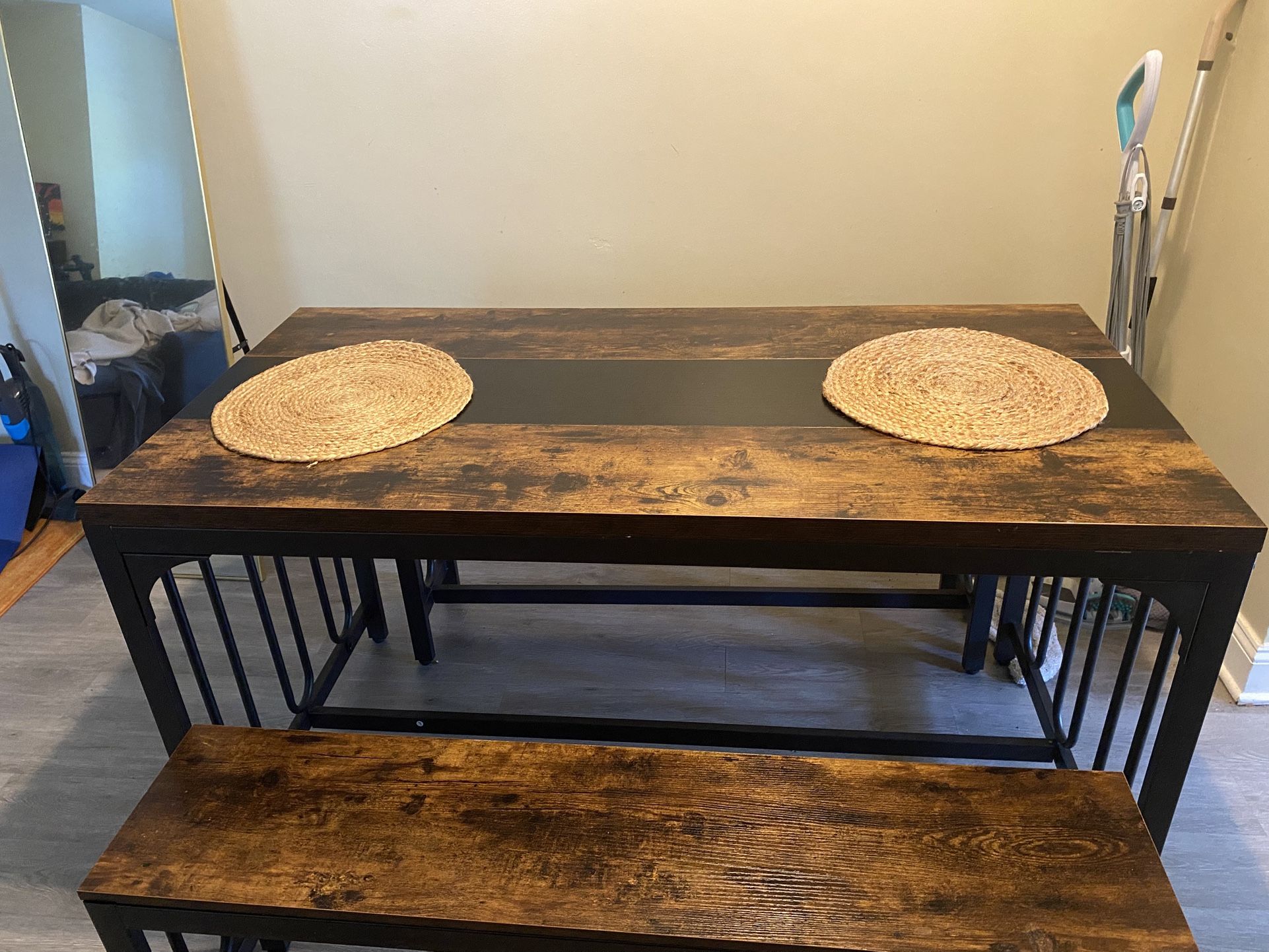 Rustic Farm Table Set – Sturdy Metal Frame, Great Condition! Kitchen & Dining