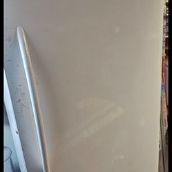 Upright Frigidaire Electrolux Freezer