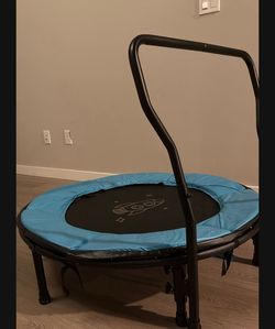 Lightly Used Kids New Trampoline! 