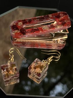 Handmade Earrings And Burnett With Real Flower Pedals