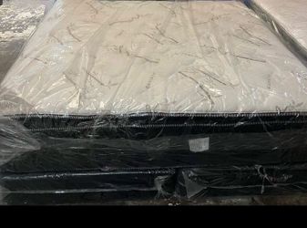 Royal touch Queen size mattress set