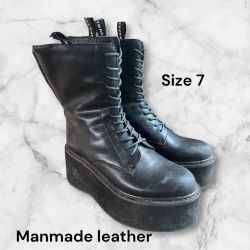 Black Faux Leather platform boots - size 7