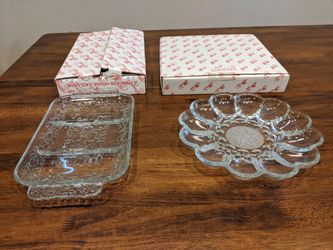 Flower pattern crystal serving platters