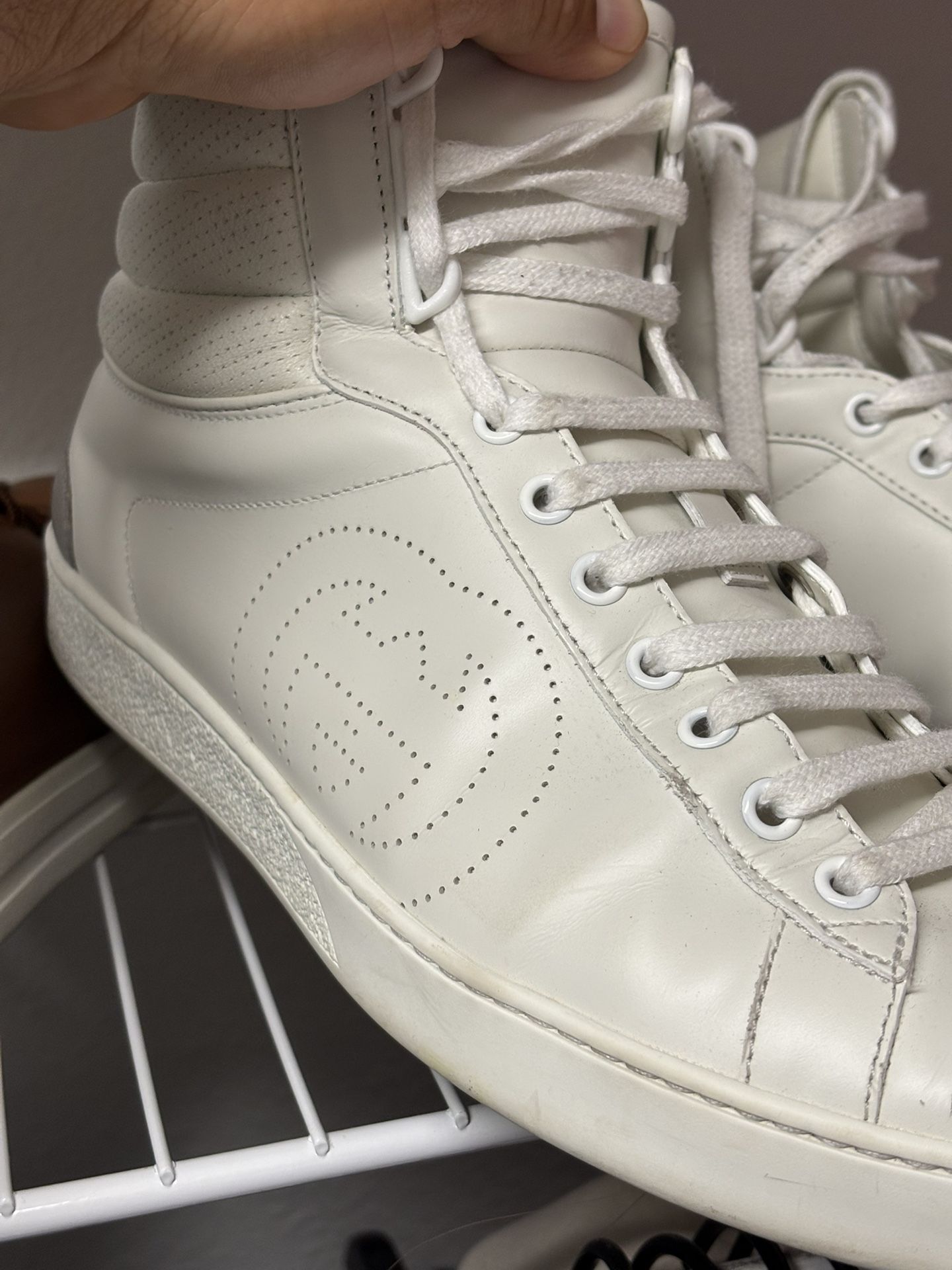 Gucci Men’s White Hightop Sneakers Size 10.5 (Delivery Available) Near Orlando Fl