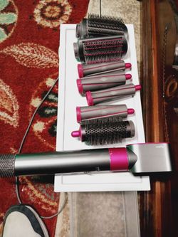 Dyson Air Wrap HS01 with 8 attachments
