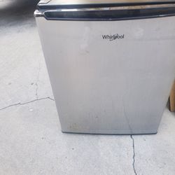 Whirlpool Mini Fridge