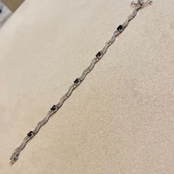 925 Silver Stamped With Diamonds Accents Onyx Stone 8” Long Women Bracelet Pickup Gaithersburg Md20877