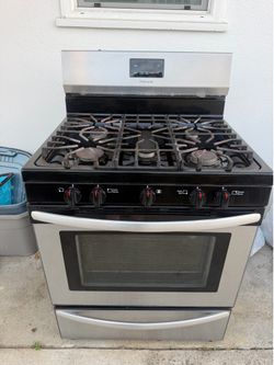 Frigidaire stove