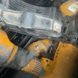 Pneumatic Nailer
