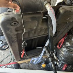 Oil Drain Container With Pump 17gallon