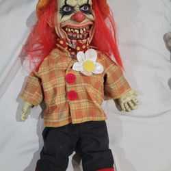 HALLOWEEN CREEPY DOLL 