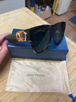 Louis Vuitton Ink PM sunglasses
