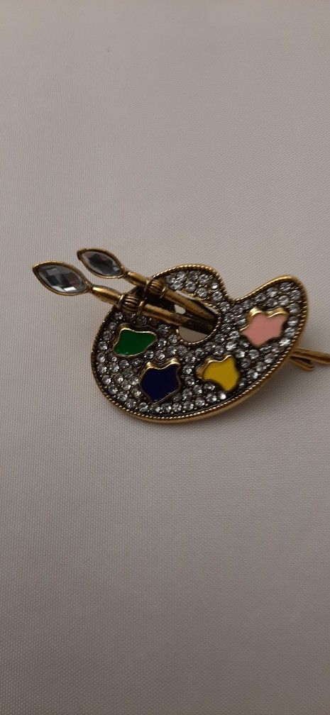 Napier Colorful artist palette brooch with stones. 
