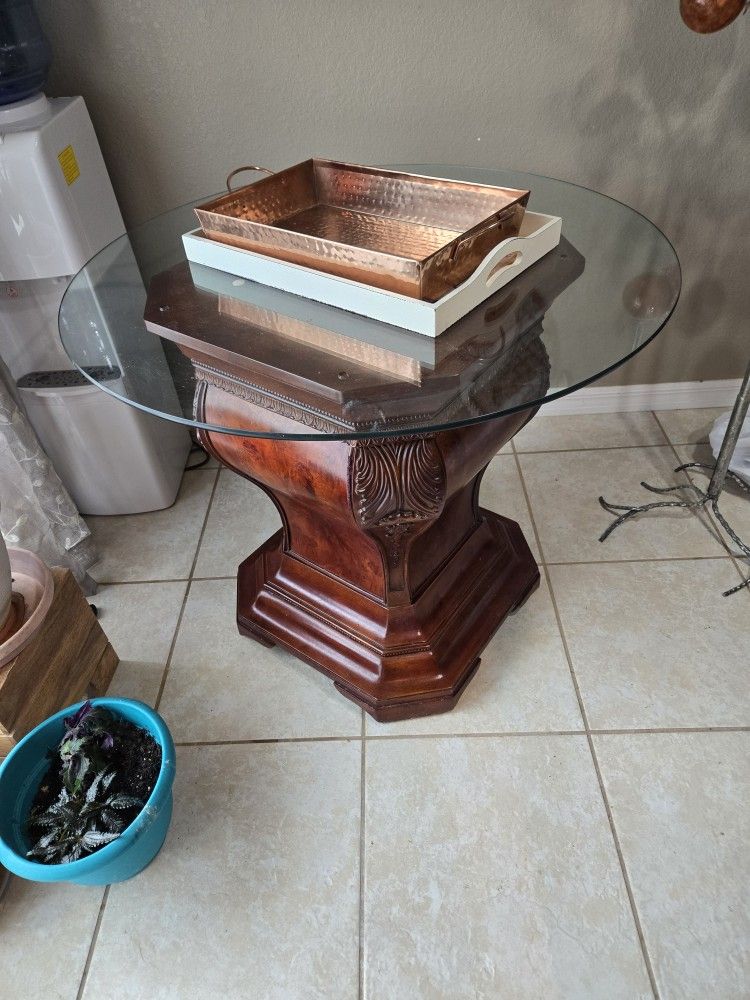 Thomasville Base With Glass Top