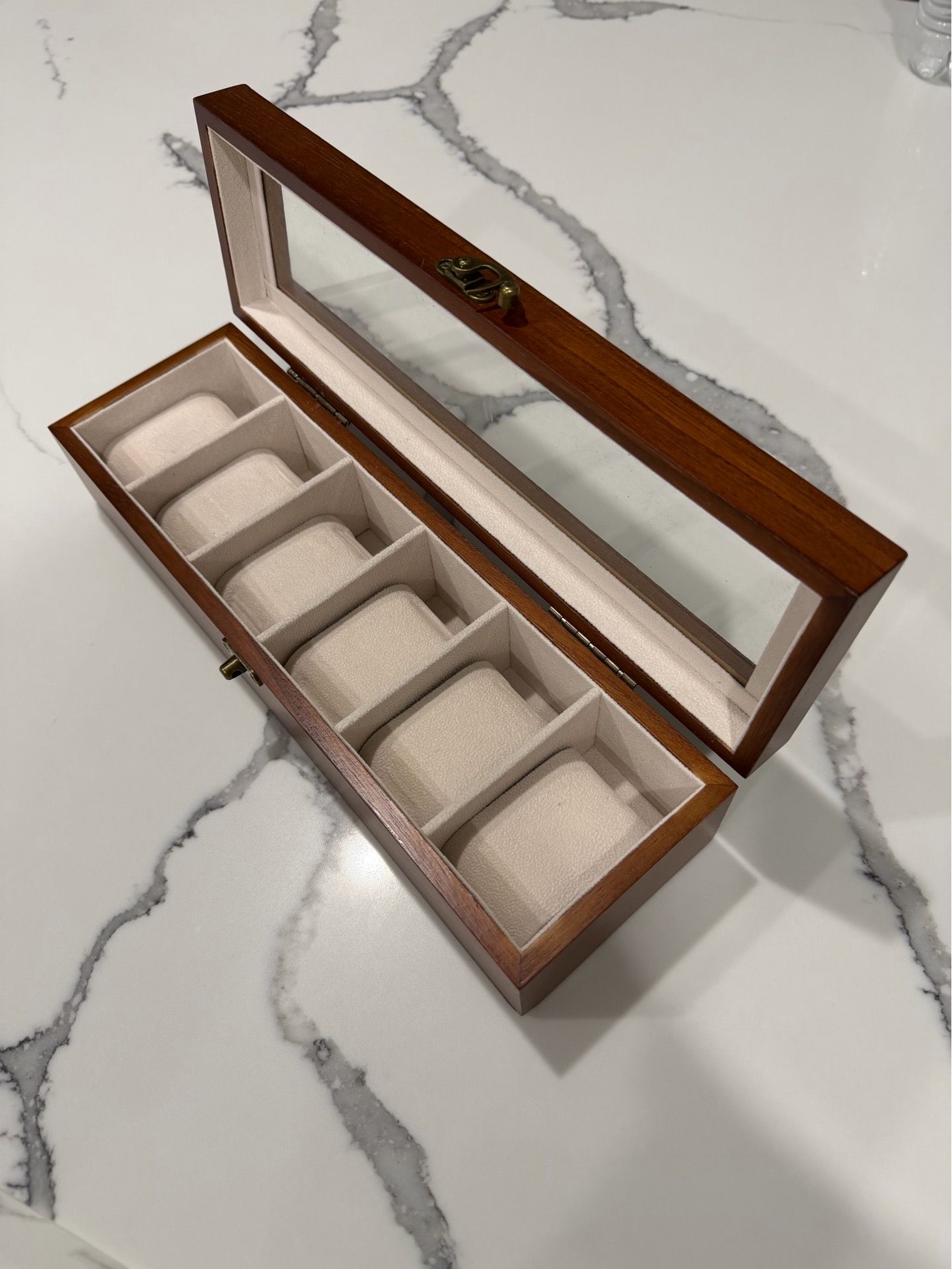 Watch Organizer