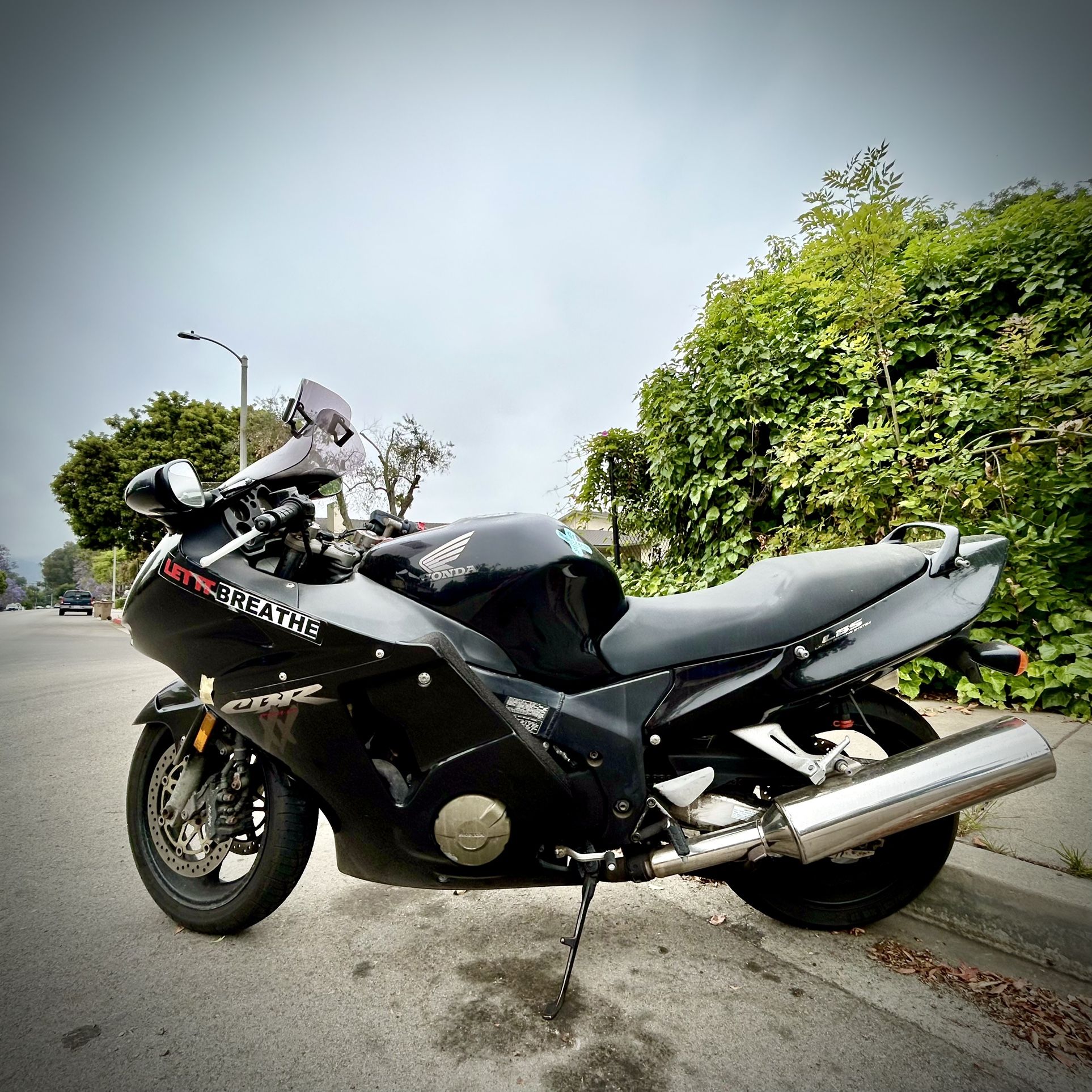 1999 Honda 1100!Blackbird