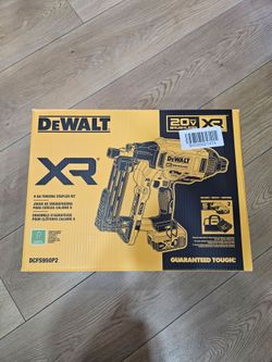 Dewalt 9g Fence Stapler Kit
