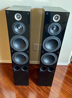 Audiophile Piano Black Speakers Floor Tower 8 ohm