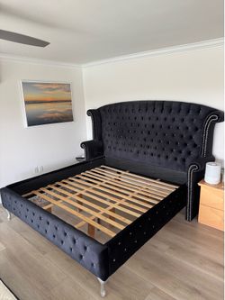 King bed frame and box spring