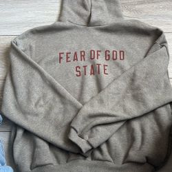 Essential Hoodie 