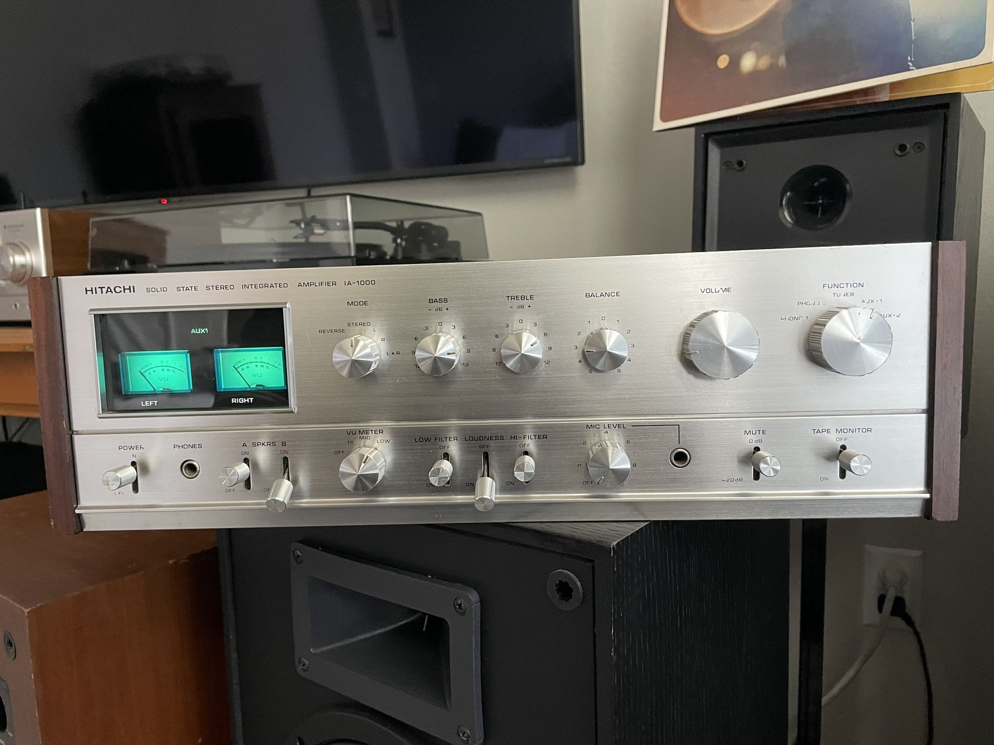 Hitachi IA-1000 Integrated Amplifier