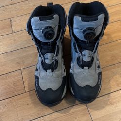 Mens 101/2 Boots