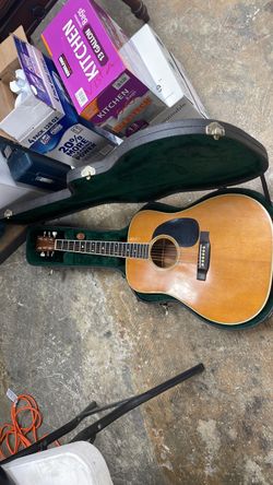 Acoustic Guitar with Hard Case