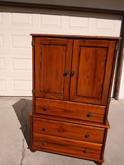 Armoire