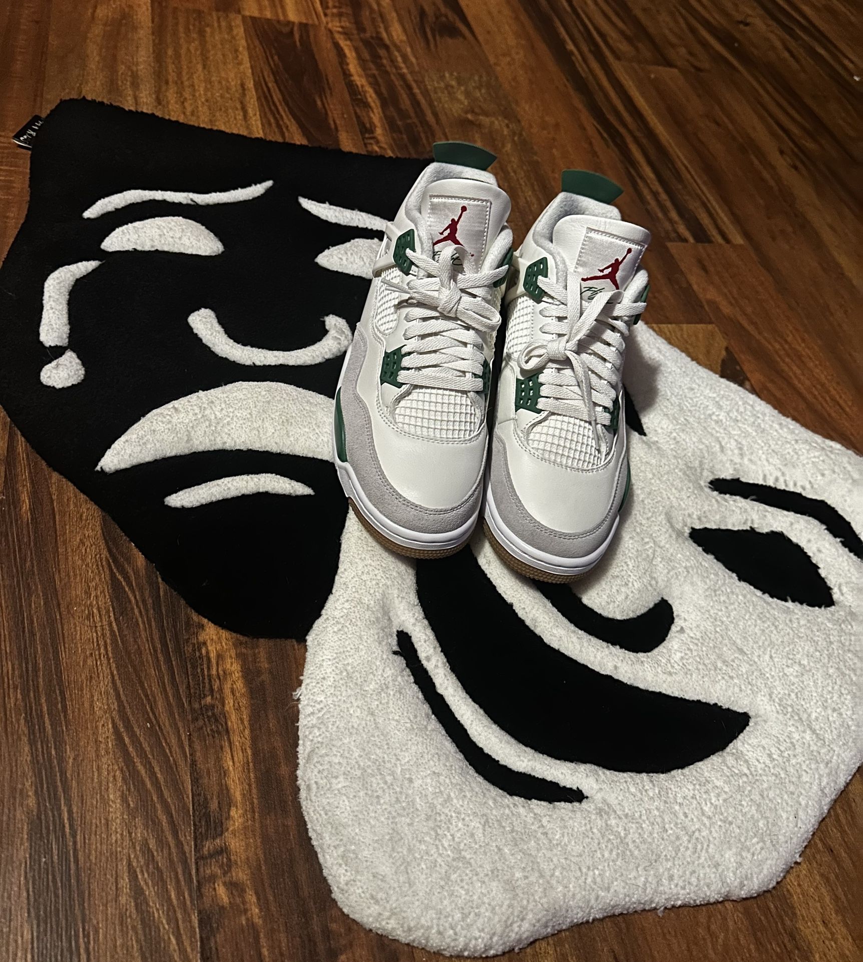 Jordan 4 SB ‘Pine Green’